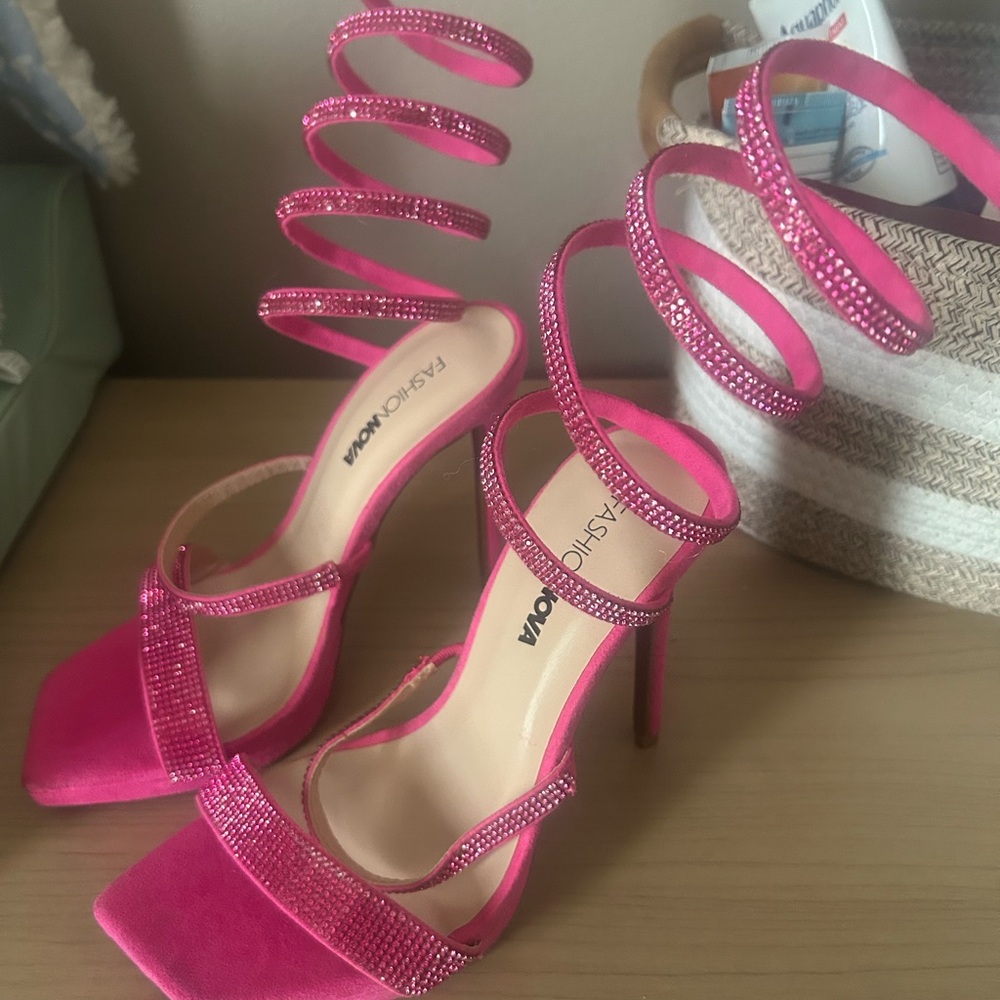 Fashion Nova Hot Pink Spiral Wrap Rhinestone Heels